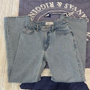 Curve love the ‘90s high rise short